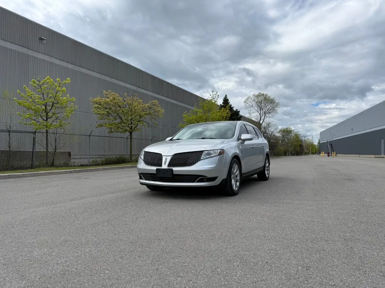 2014 Lincoln MKT