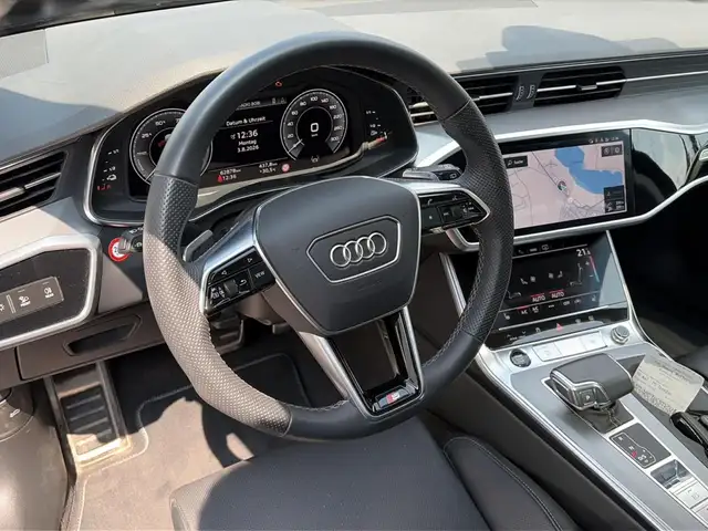 Audi A6 view 15