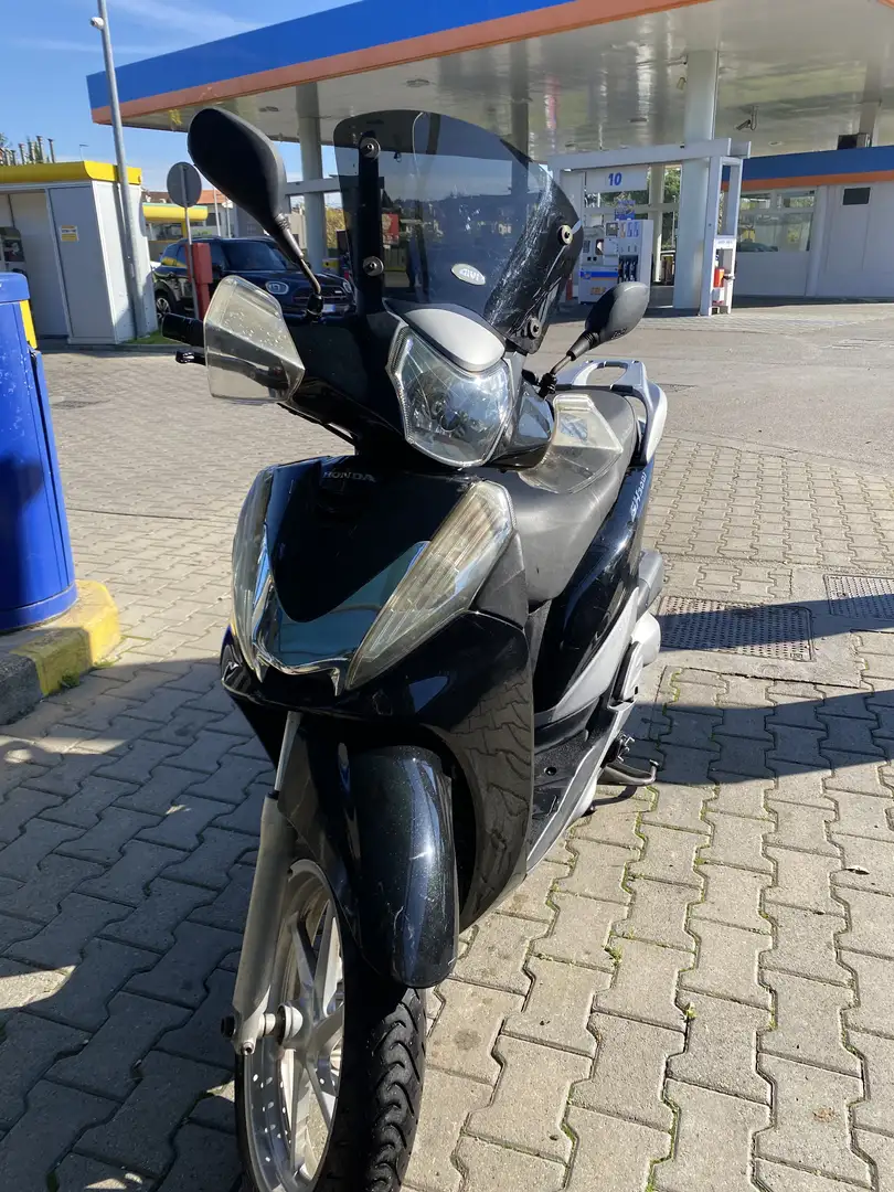 Honda SH 300 - 1