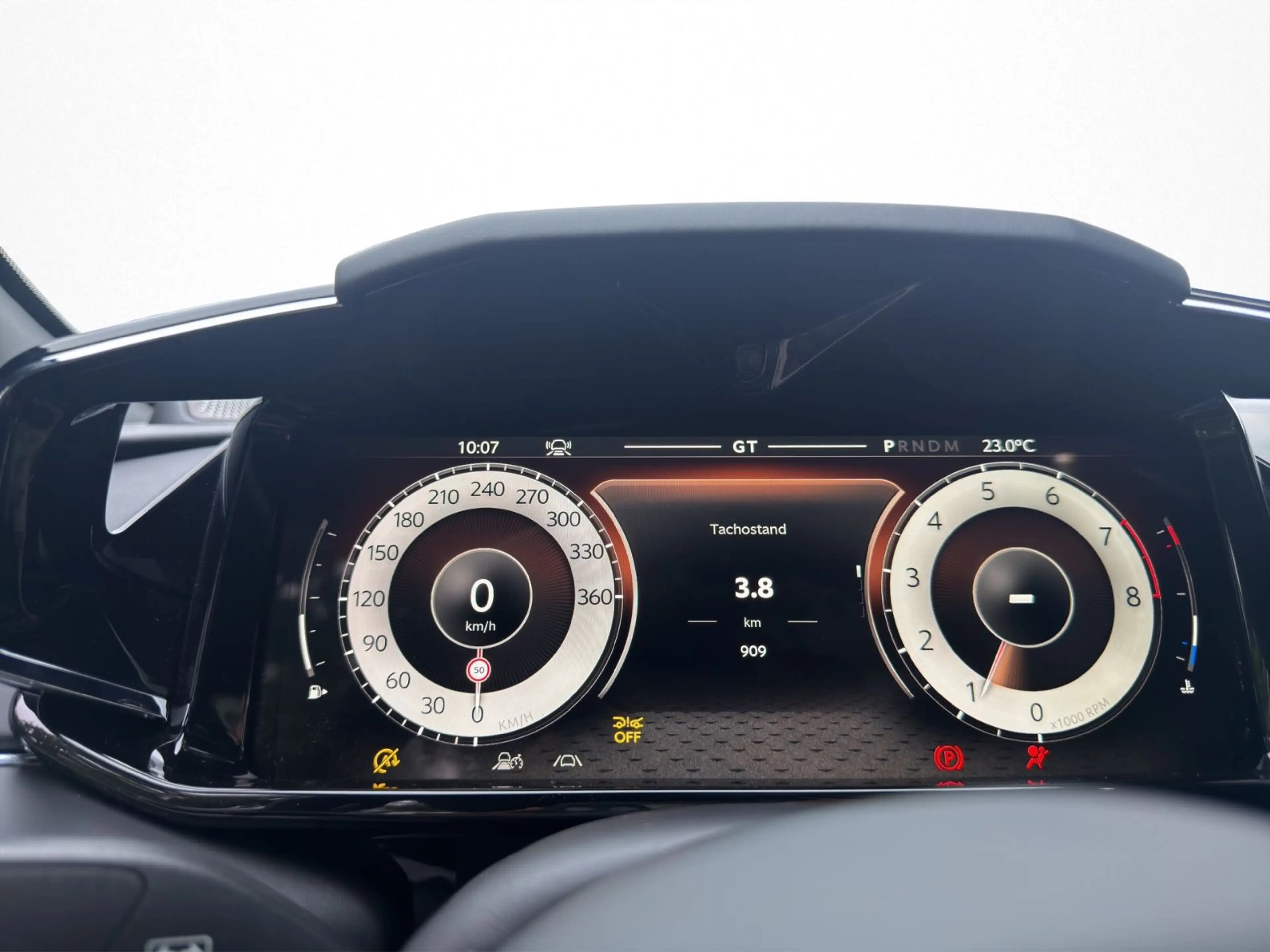 Aston Martin Vanquish MY 26 — photo 14