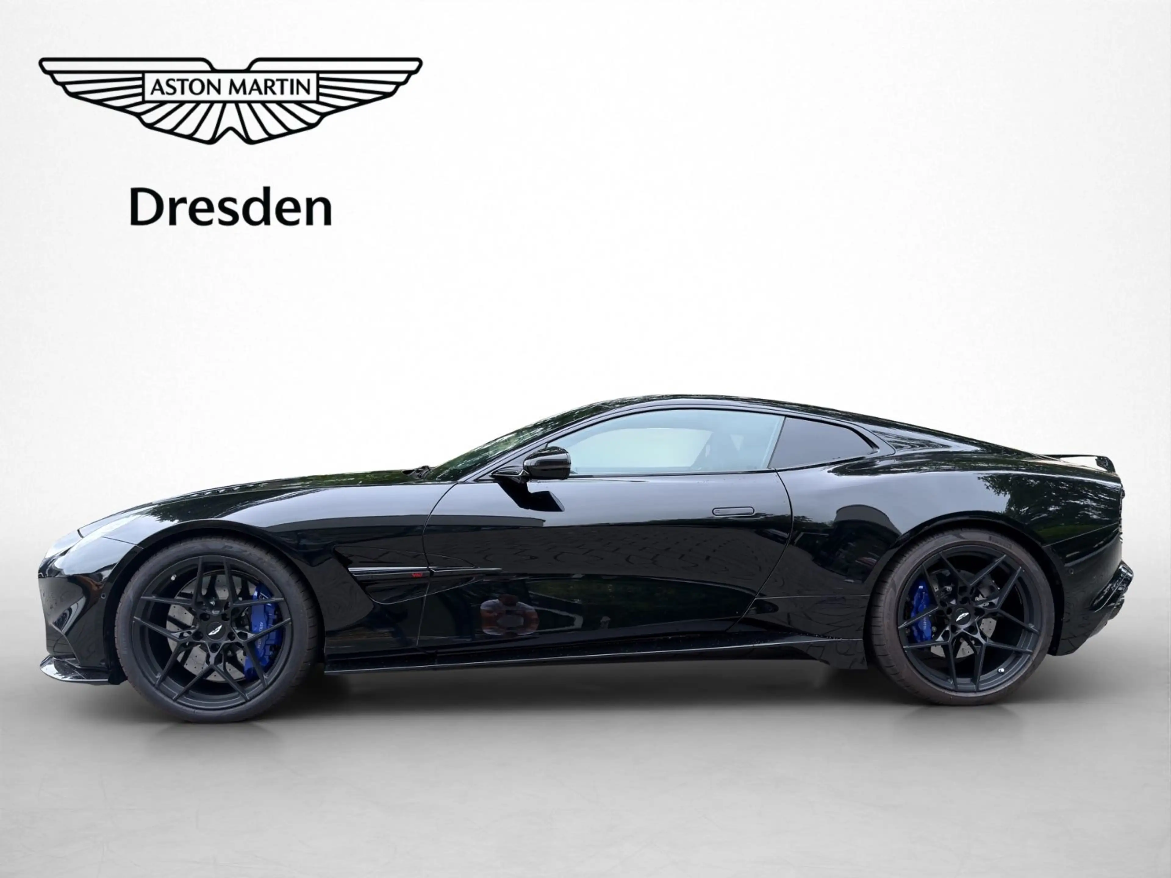 Aston Martin Vanquish MY 26 — photo 3