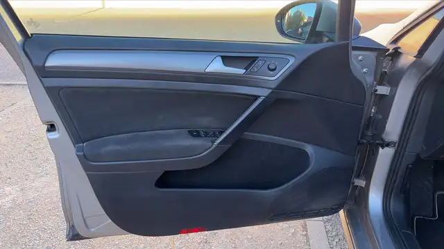 Volkswagen Golf view 7
