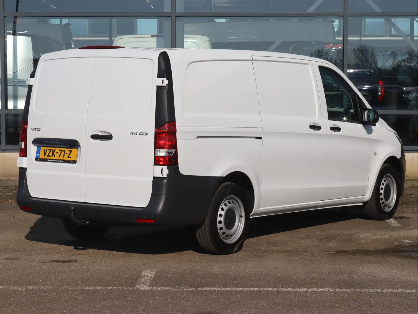 Mercedes-Benz Vito 114 CDI L2 | AIRCO/NAVI/CAMERA/CRUISE/TREKHAAK | C Blanc - 2