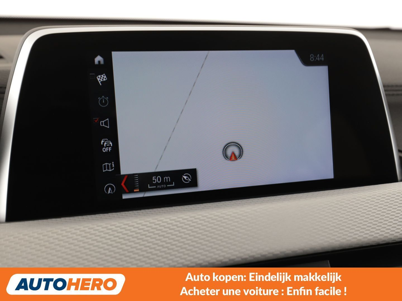 BMW X2 sDrive 18i M Sport — photo 8