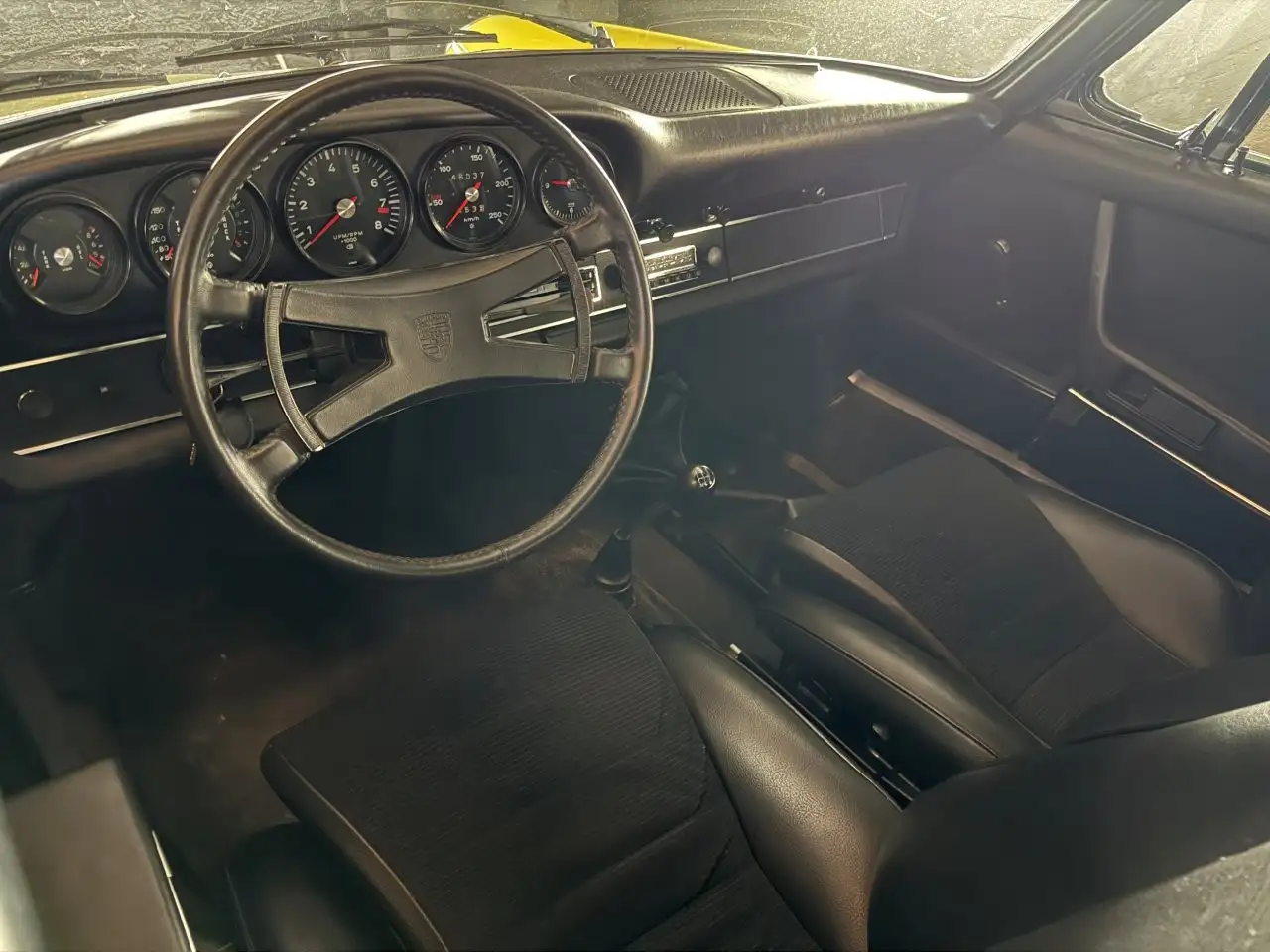 Porsche 911 2.4 S TARGA TRAPPE A HUILE, foto 11
