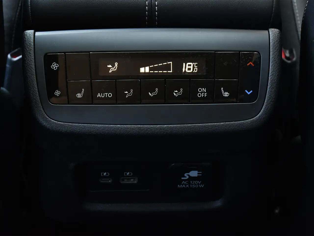 Nissan Pathfinder снимка Nissan Pathfinder