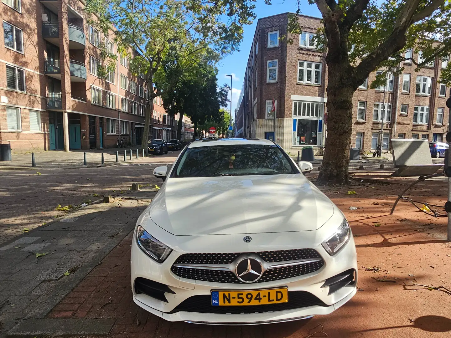 Mercedes-Benz CLS 450 4Matic 9G-TRONIC AMG Line - 1
