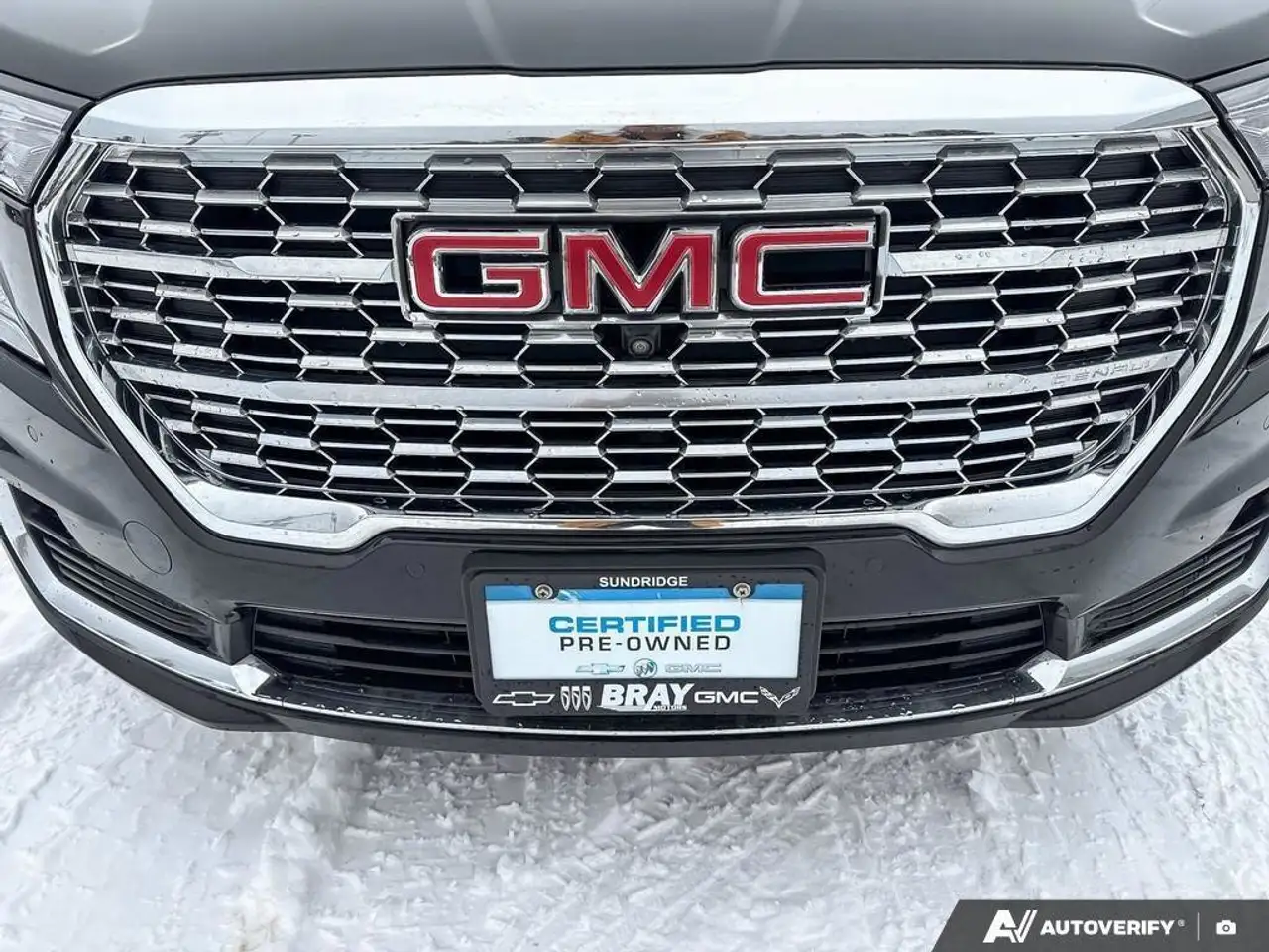 GMC Terrain photo GMC Terrain