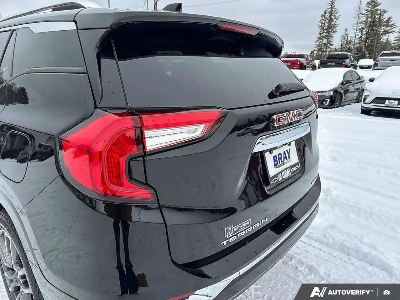 GMC Terrain photo GMC Terrain