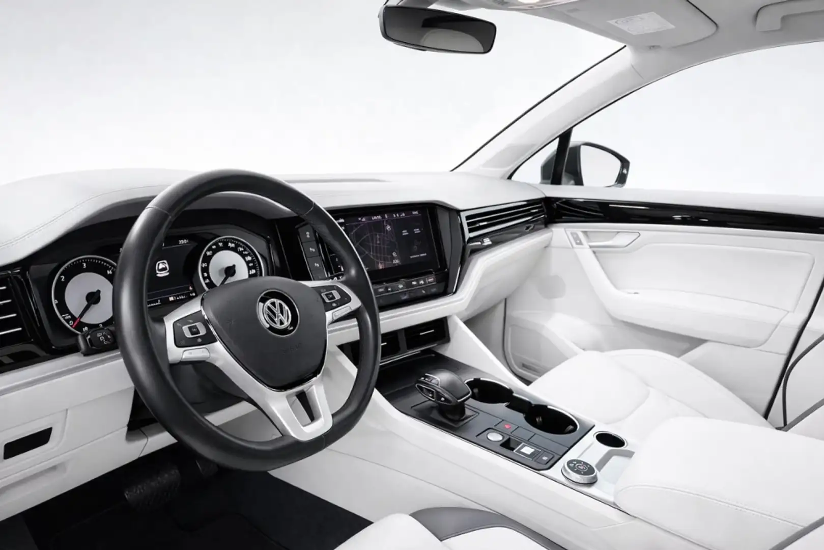 Volkswagen Touareg 3.0TDI V6 Premium Tiptronic Atmosphere 4M 170kW Negro - 2