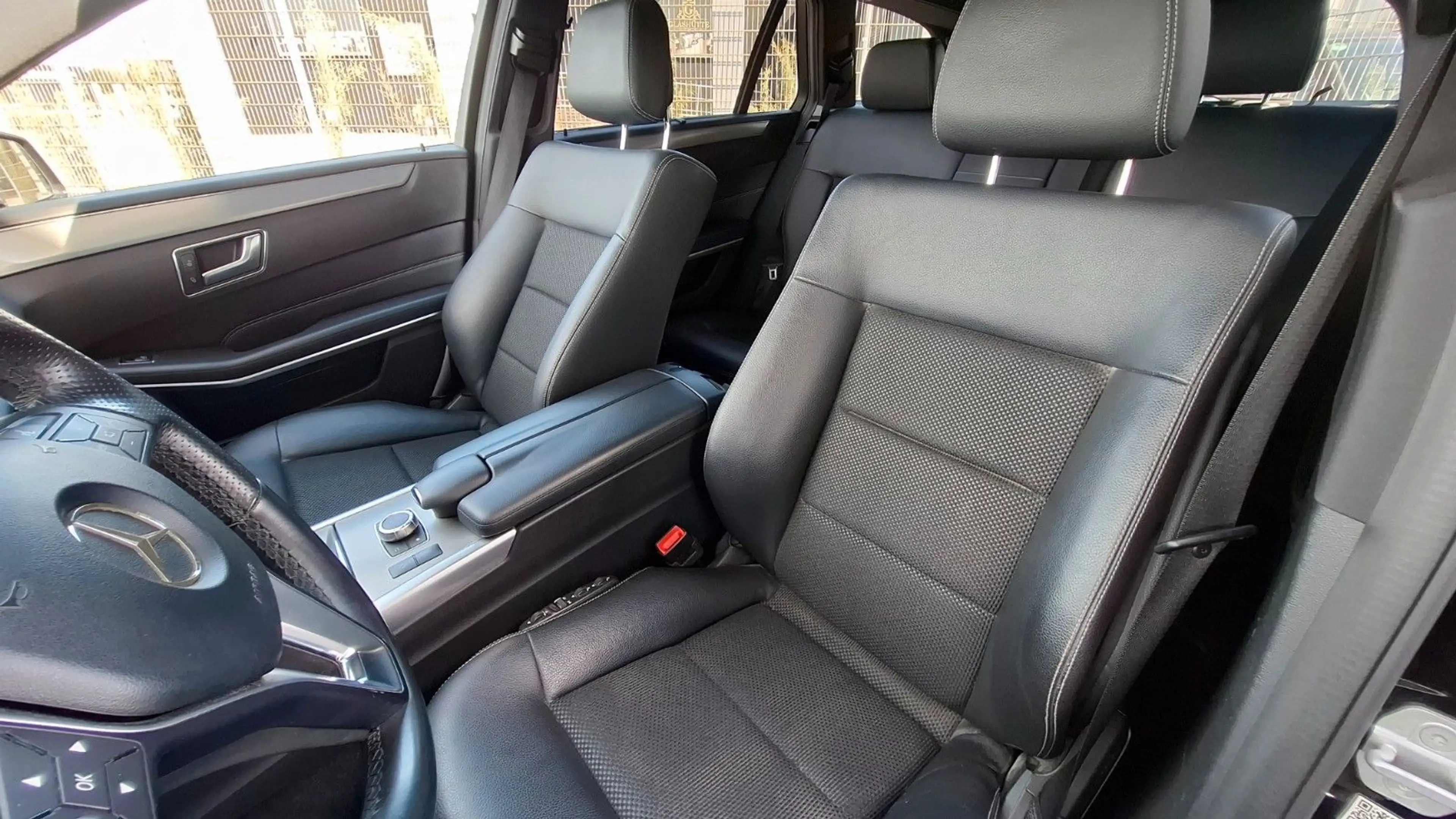 Mercedes-Benz E 350 BlueTec 4Matic COMAND AVANTGARDE — photo 9