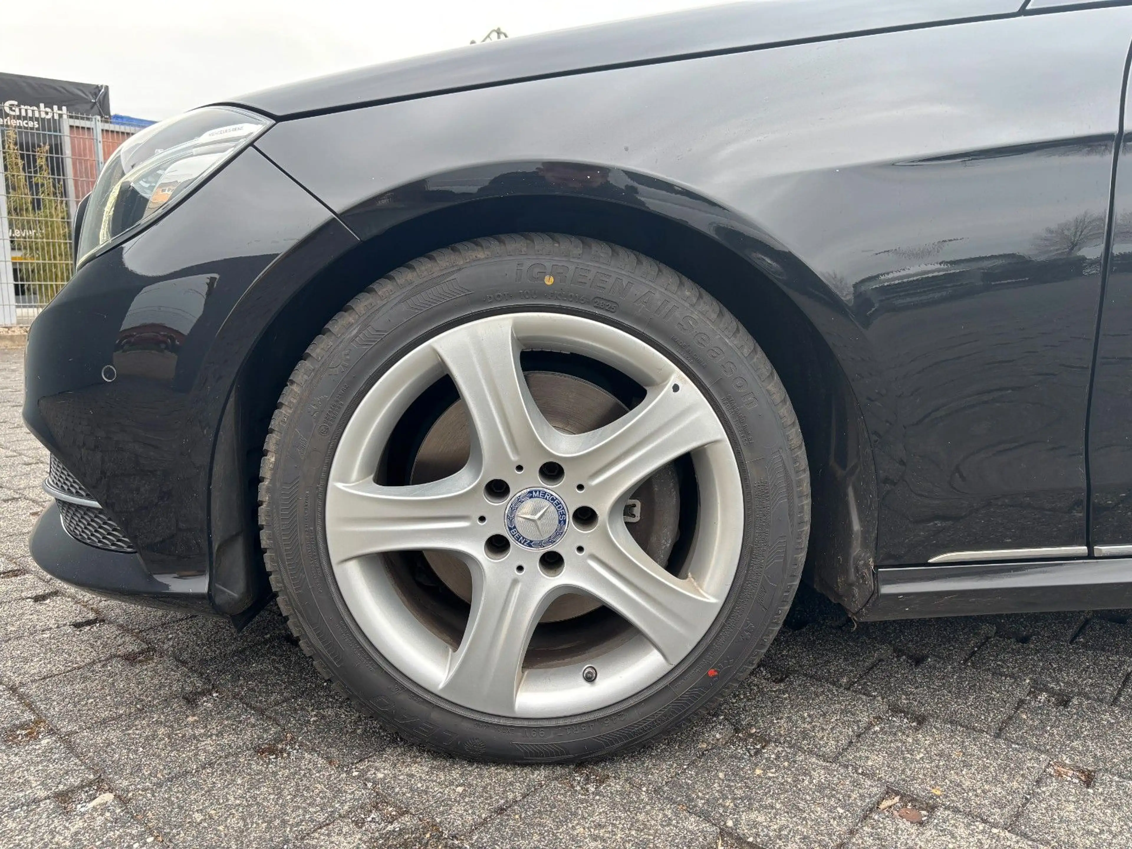 Mercedes-Benz E 350 BlueTec 4Matic COMAND AVANTGARDE — photo 13
