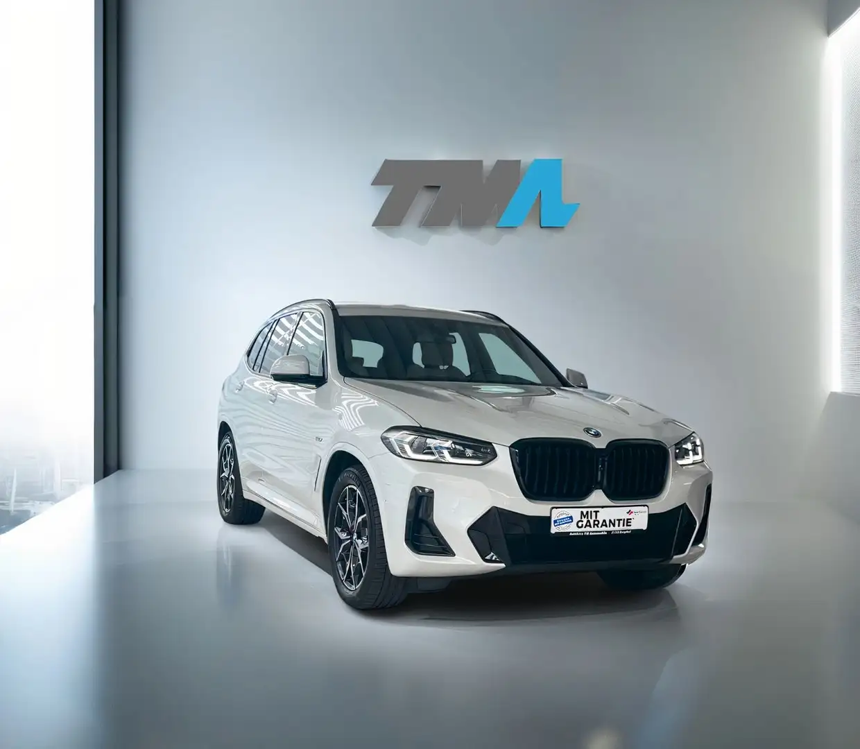 BMW X3 xD30e M Sport LASER 360°Kam HUD LEDER Blanc - 2