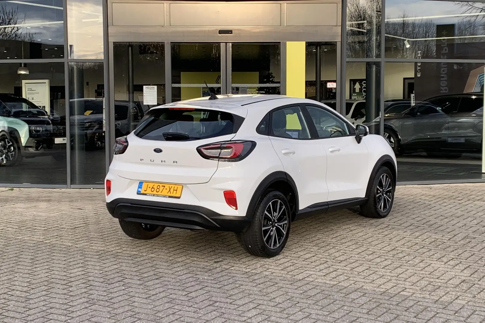 Ford Puma 1.0 EcoBoost Connected Blanc - 2