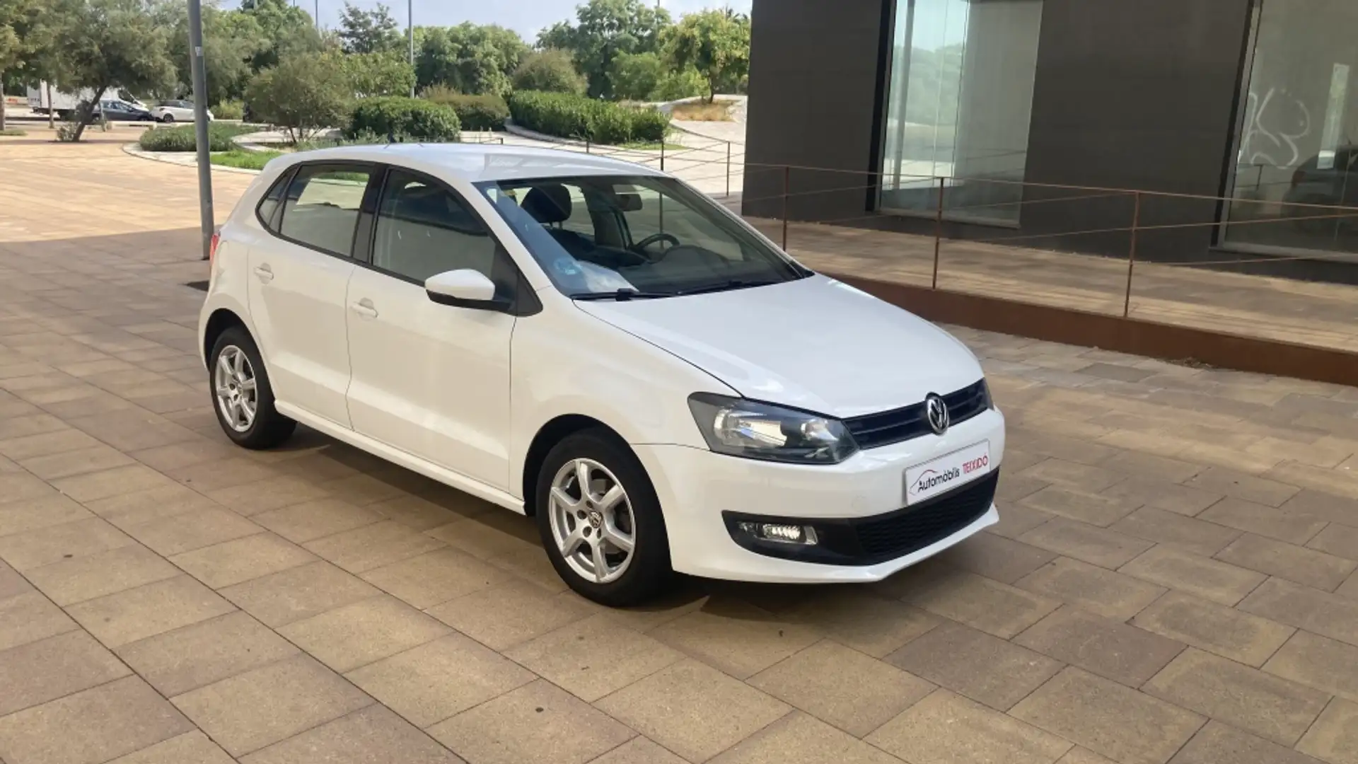 Volkswagen Polo 1.4 Advance Bianco - 1