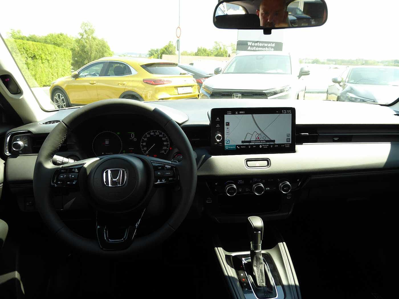 Honda HR-V Hybrid e:HEV 1.5 i-MMD Elegance — photo 9