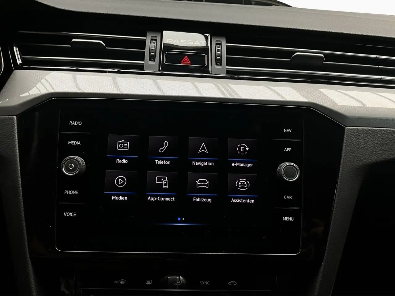 Volkswagen Passat GTE+Variant+DSG+PHEV+DCC+LM17+Travel-Assist+360°, миниатюра 13