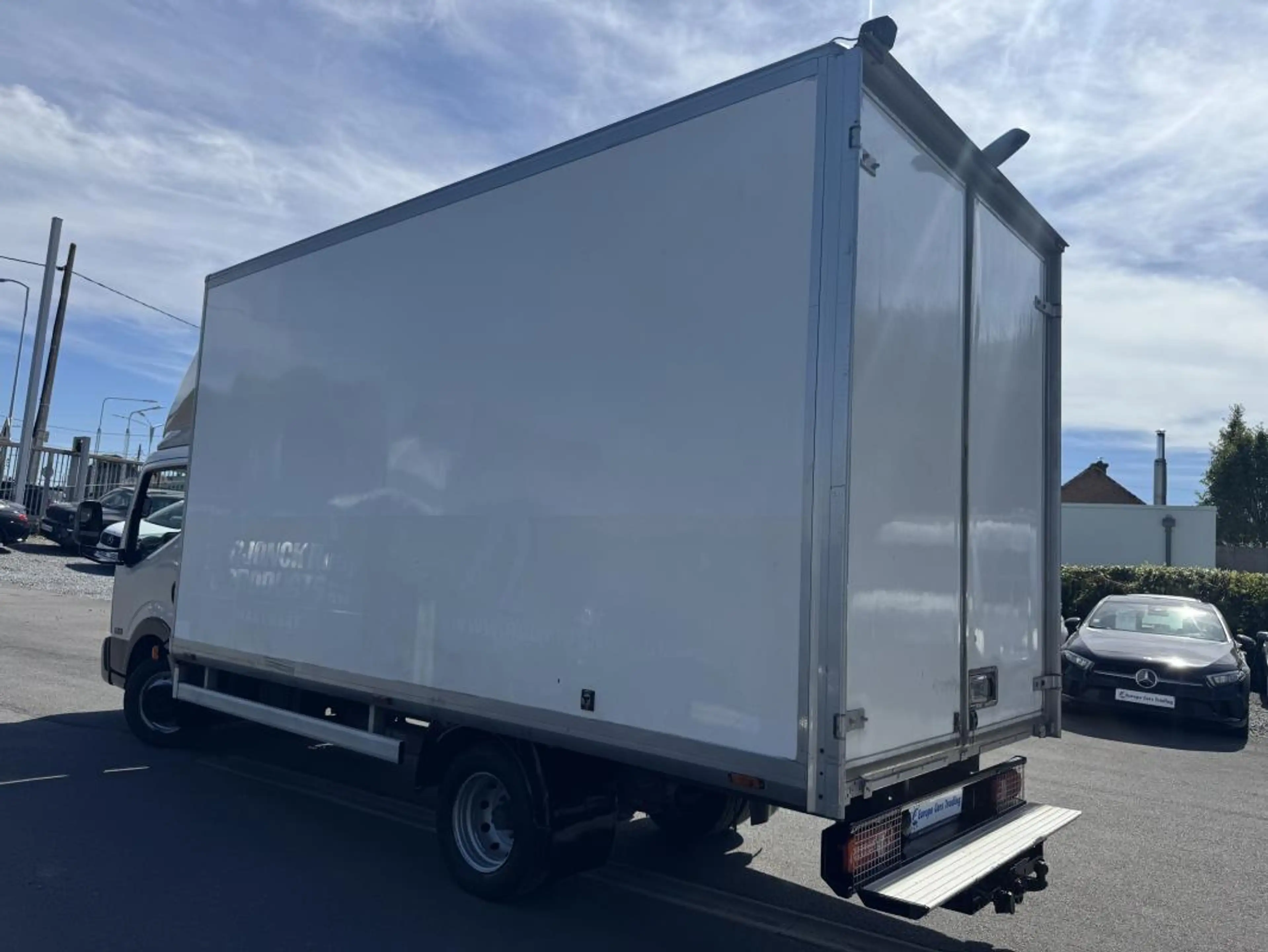 Nissan Cabstar 2.5DCI 136CH 1er MAIN CAISSE ALU 14867€HT TVA RÉCUP CLIM GAR 12M — photo 4