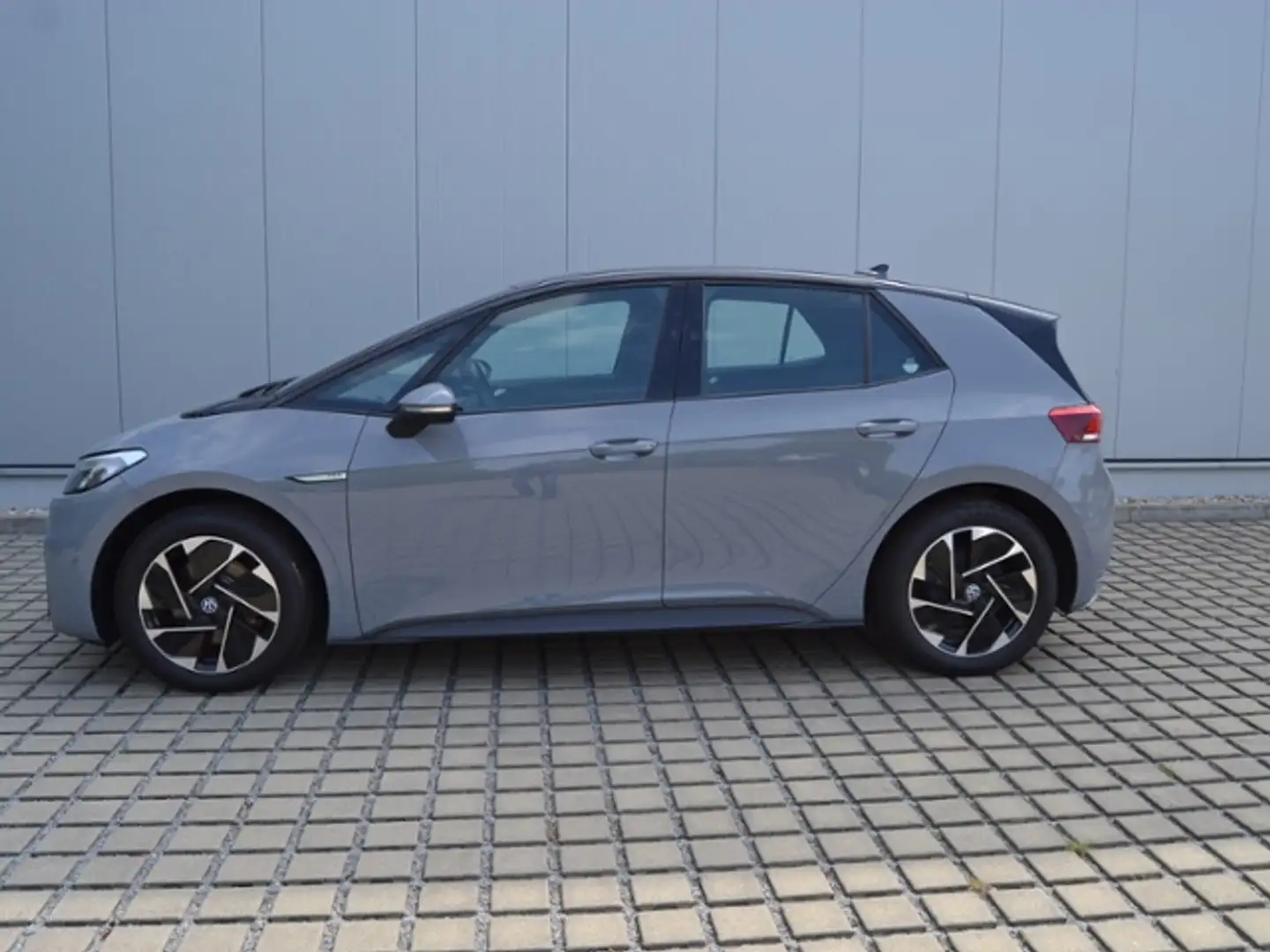 Volkswagen ID.3 Pro Performance WÄRMEPUMPE/CCS/NAVI-PRO/ACC/18-ZO Grau - 2