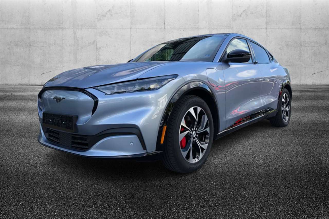 Ford Mustang Mach-E AWD Elettrico Standard 269CV