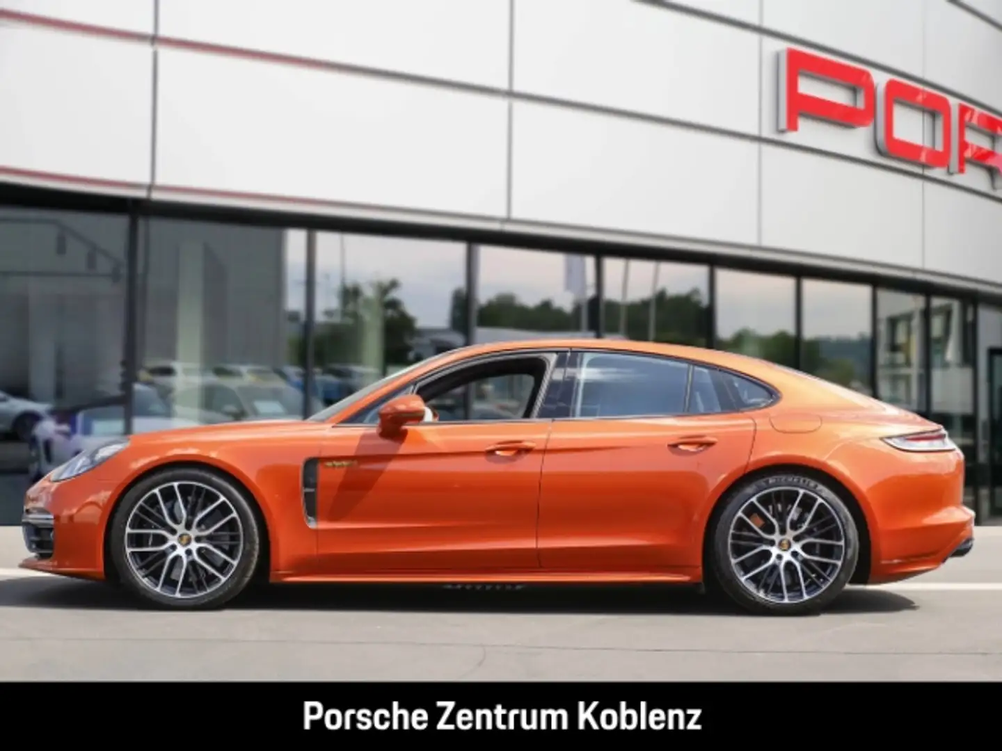 Porsche Panamera Turbo S E-Hybrid Naranja - 2