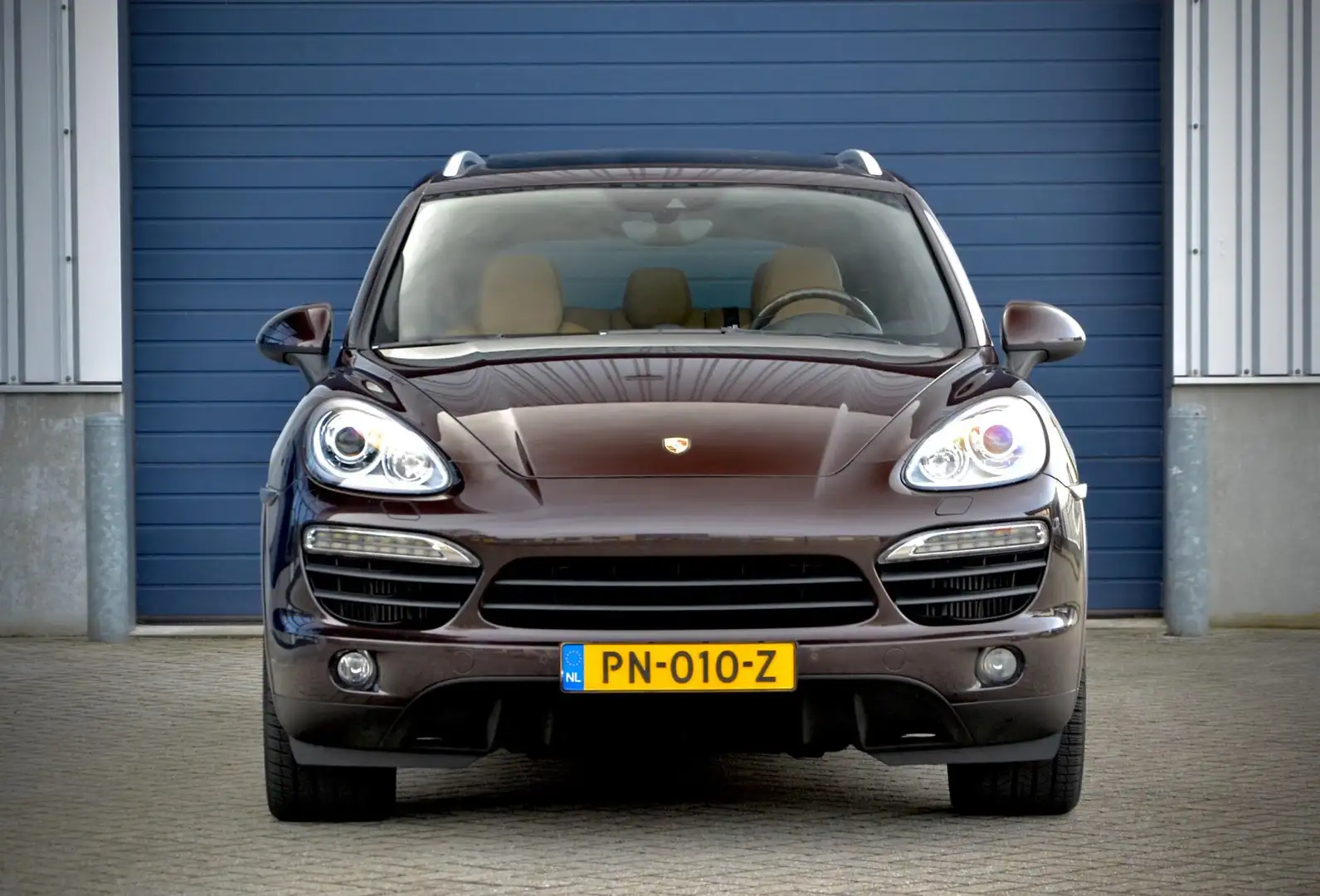 Porsche Cayenne 4.2 V8 D S / Pano / Luchtvering / Comf. Stoelen / Bruin - 2