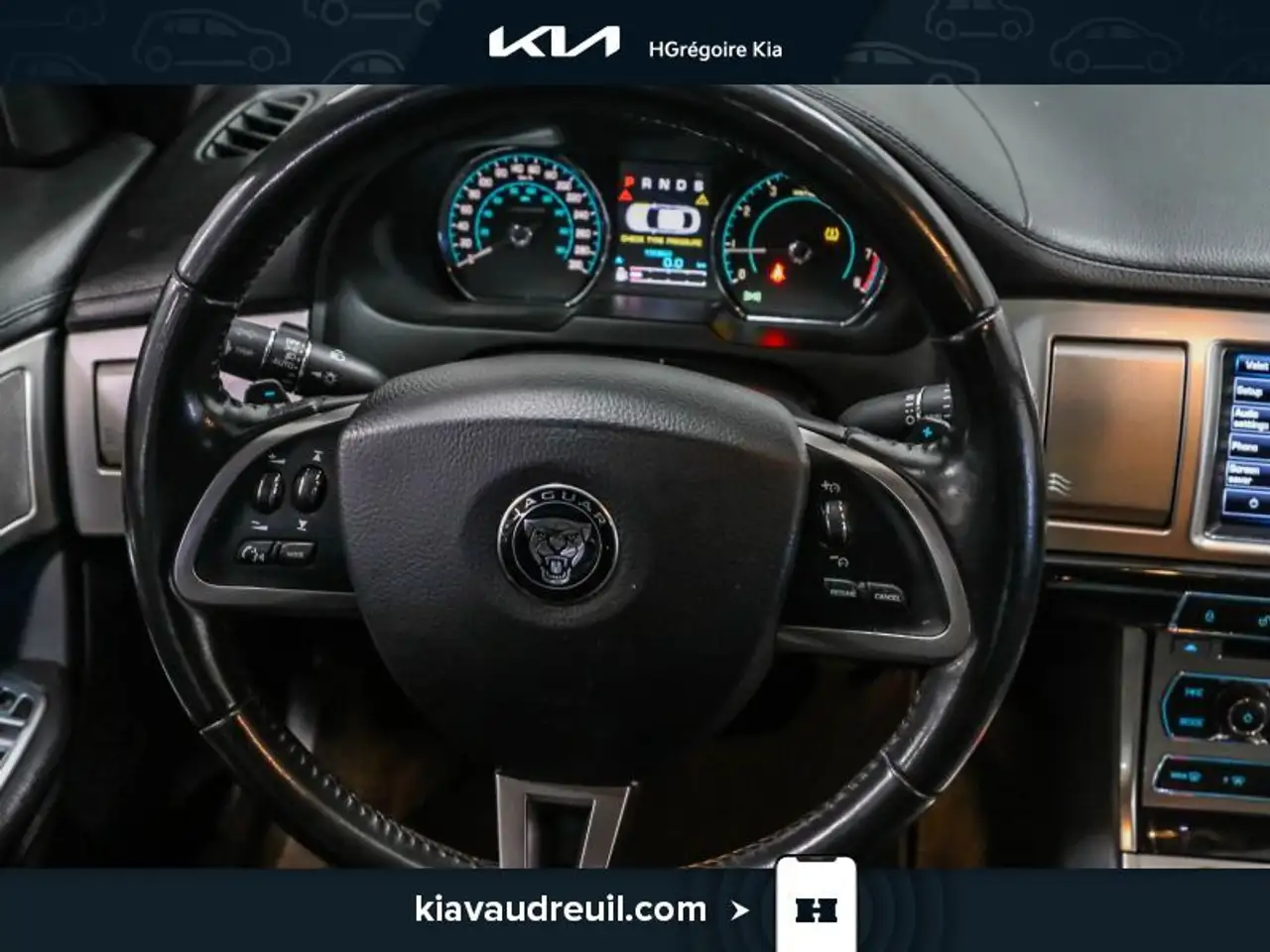 Jaguar XF снимка Jaguar XF