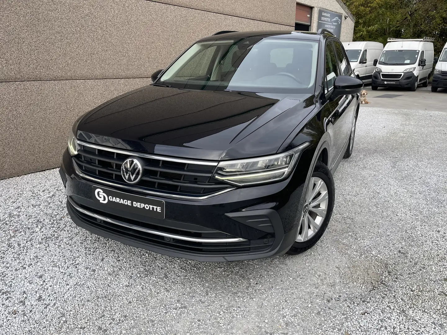 Volkswagen Tiguan Tiguan 2.0 TDI NEW MODEL 90KW Noir - 1