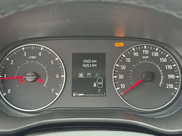 Dacia Sandero view 11