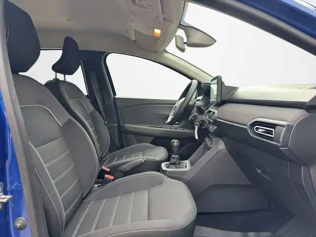 Dacia Sandero view 15