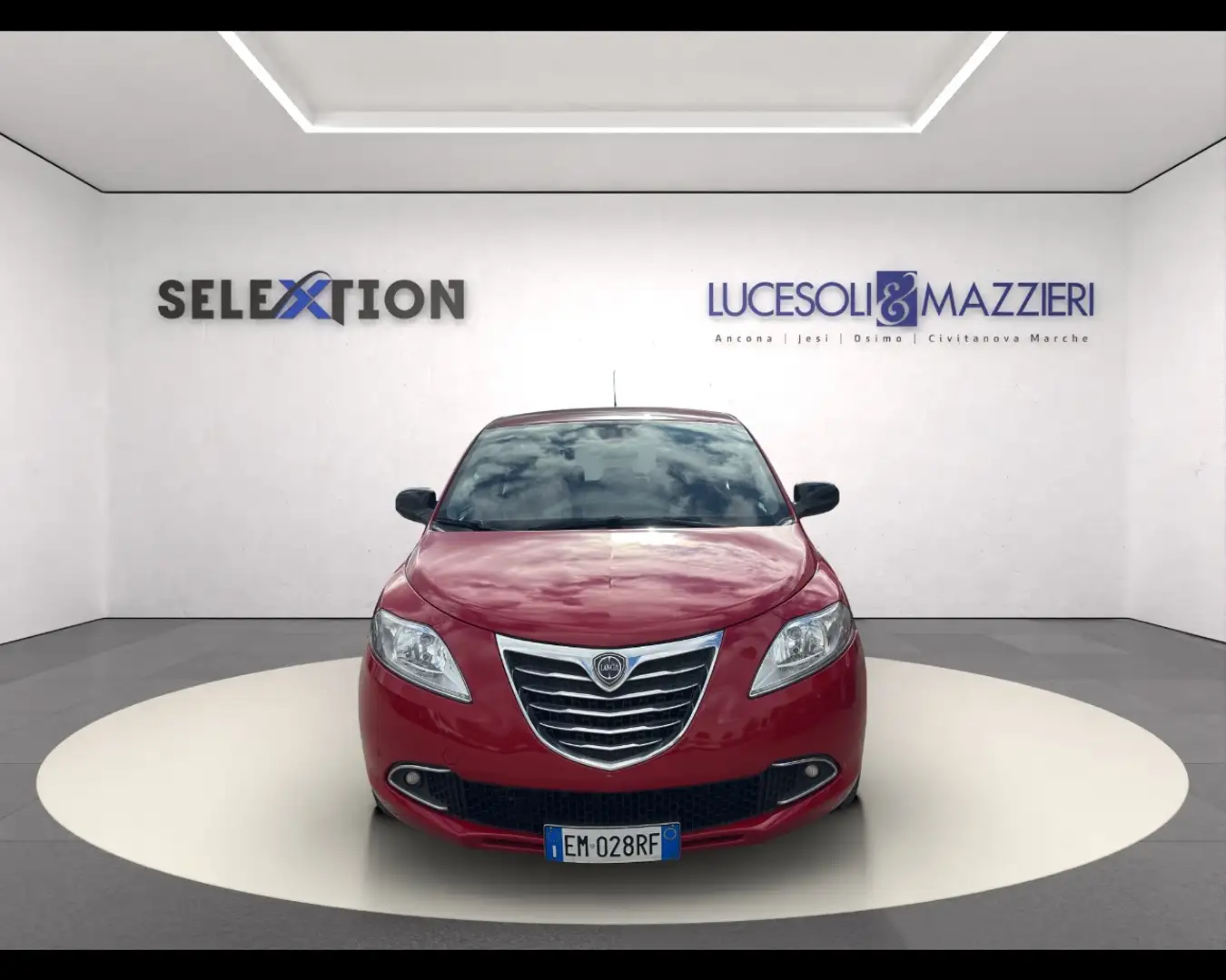 Lancia Ypsilon 3ª serie - Ypsilon 0.9 TwinAir 85 CV 5 porte S&S G Rouge - 2