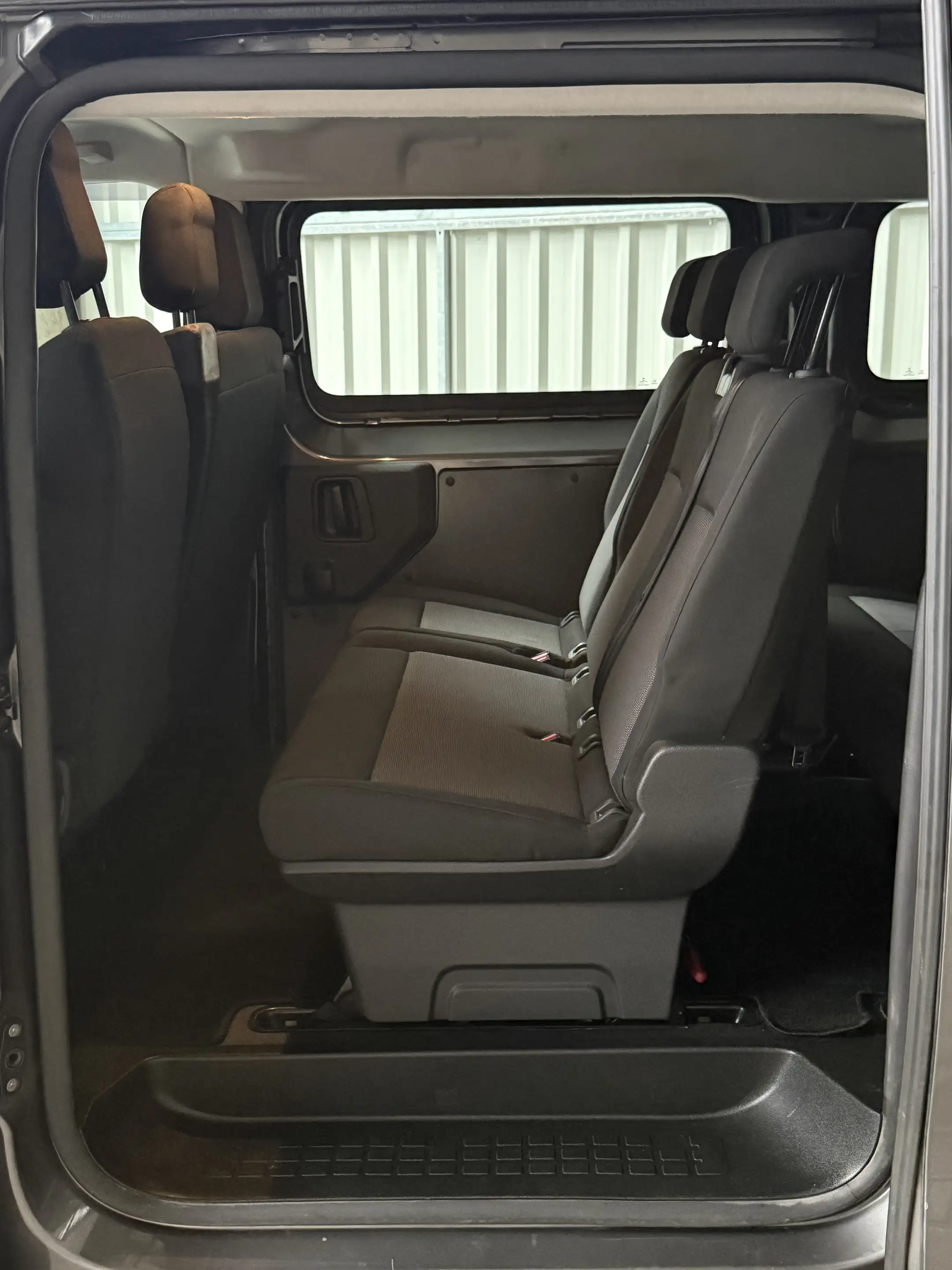 Peugeot Traveller Long BlueHDi 120ch 9 Places — photo 14