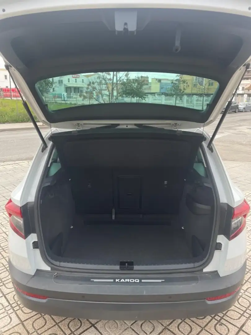 Skoda Karoq 1.5 TSI Ambition ACT Blanco - 2