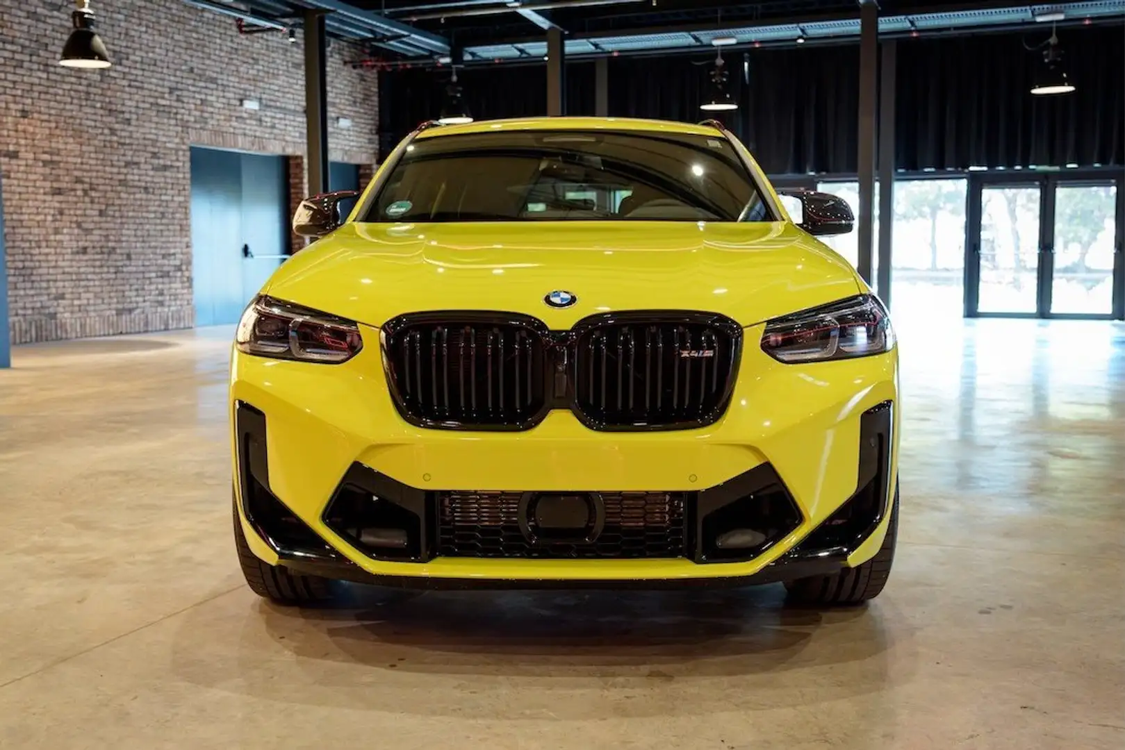 BMW X4 M Competition Gelb - 2