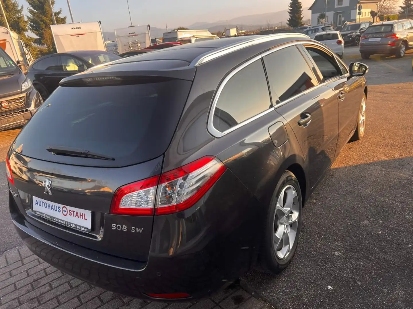 Peugeot 508 SW 155 THP Active Grau - 2