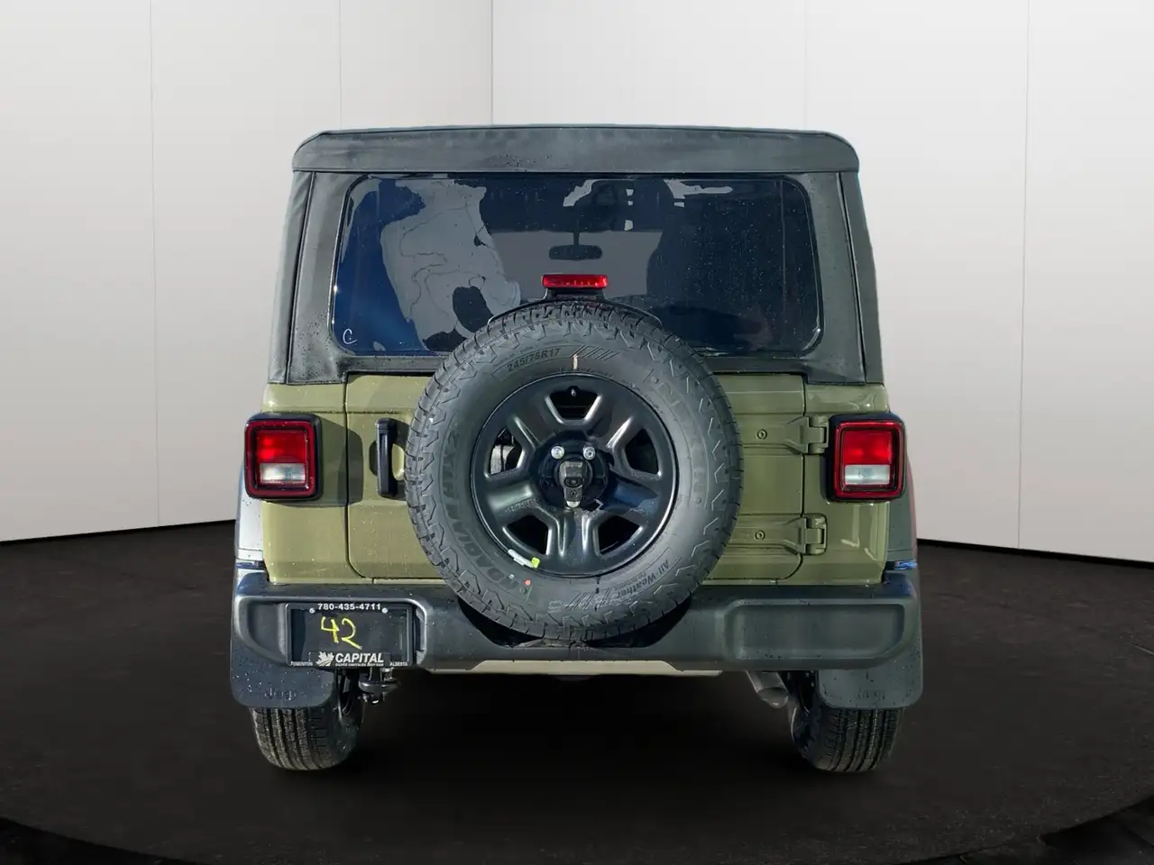Jeep Wrangler снимка Jeep Wrangler