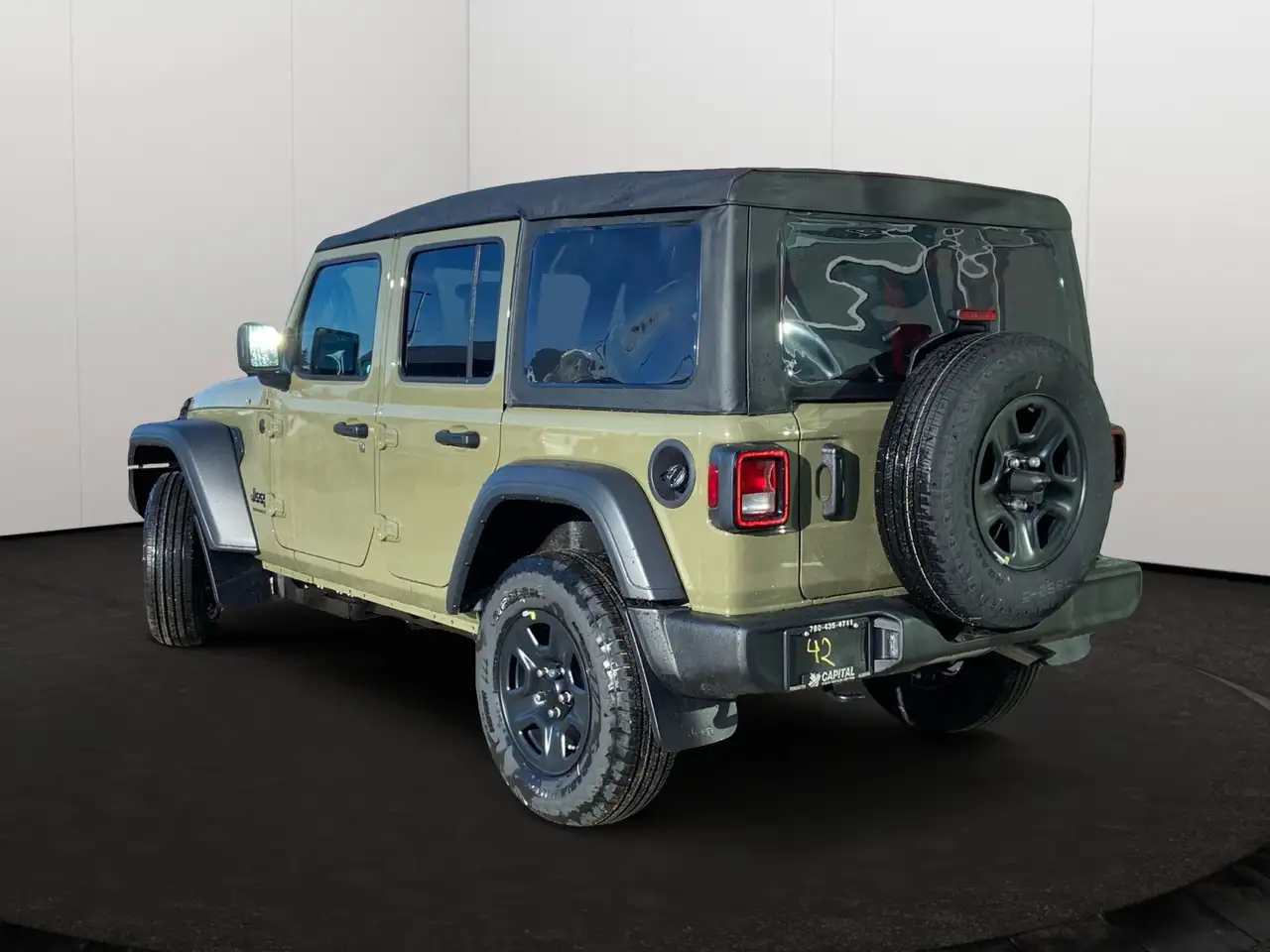 Jeep Wrangler снимка Jeep Wrangler