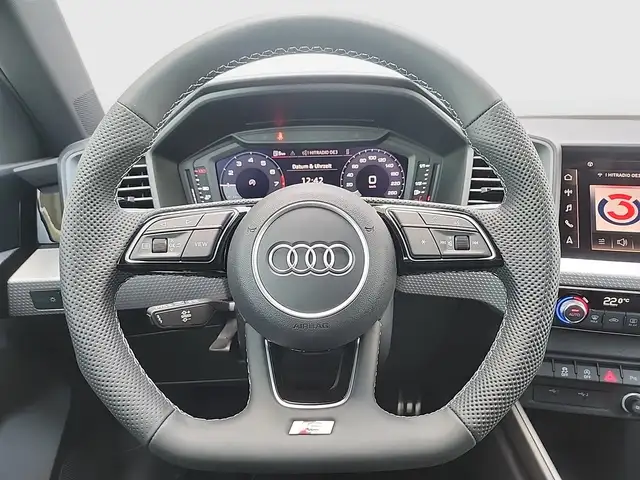 Audi A1 view 10