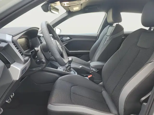 Audi A1 view 8