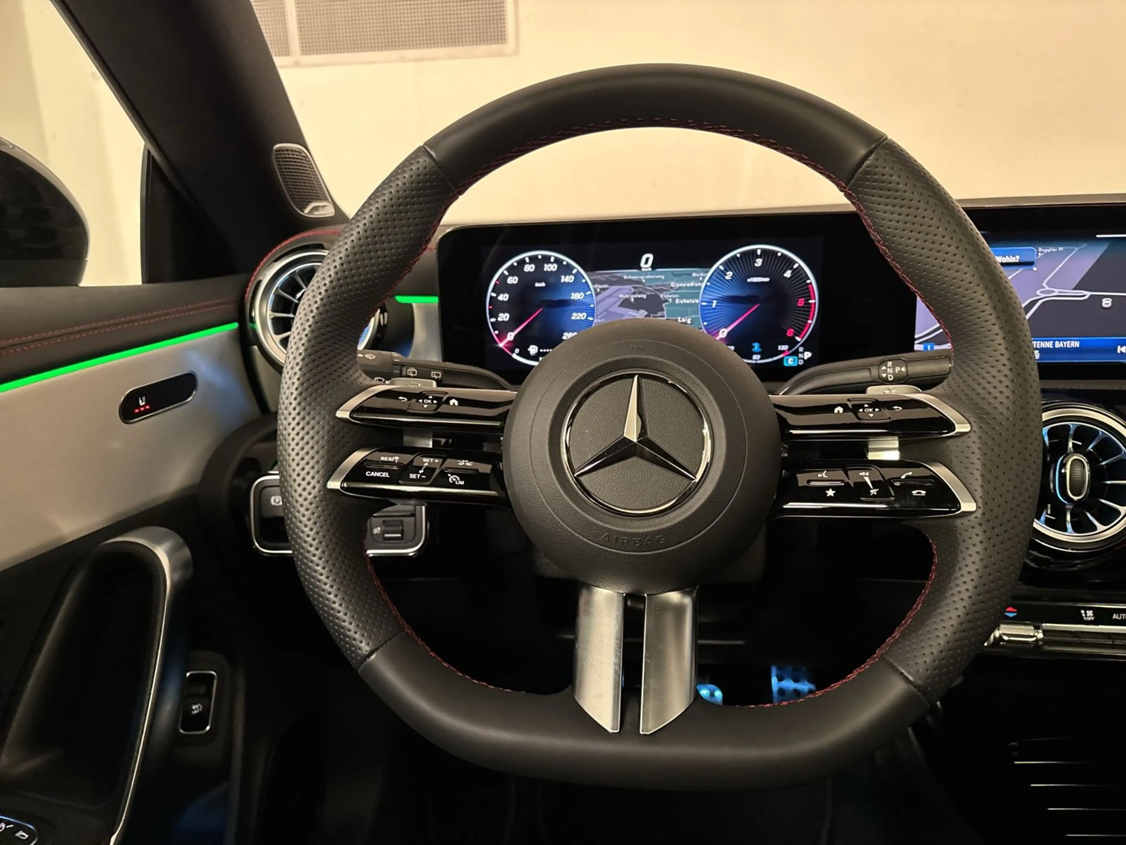 Mercedes-Benz CLA 220 d Shooting Brake PTS Navi Pano AUT Wide — photo 9