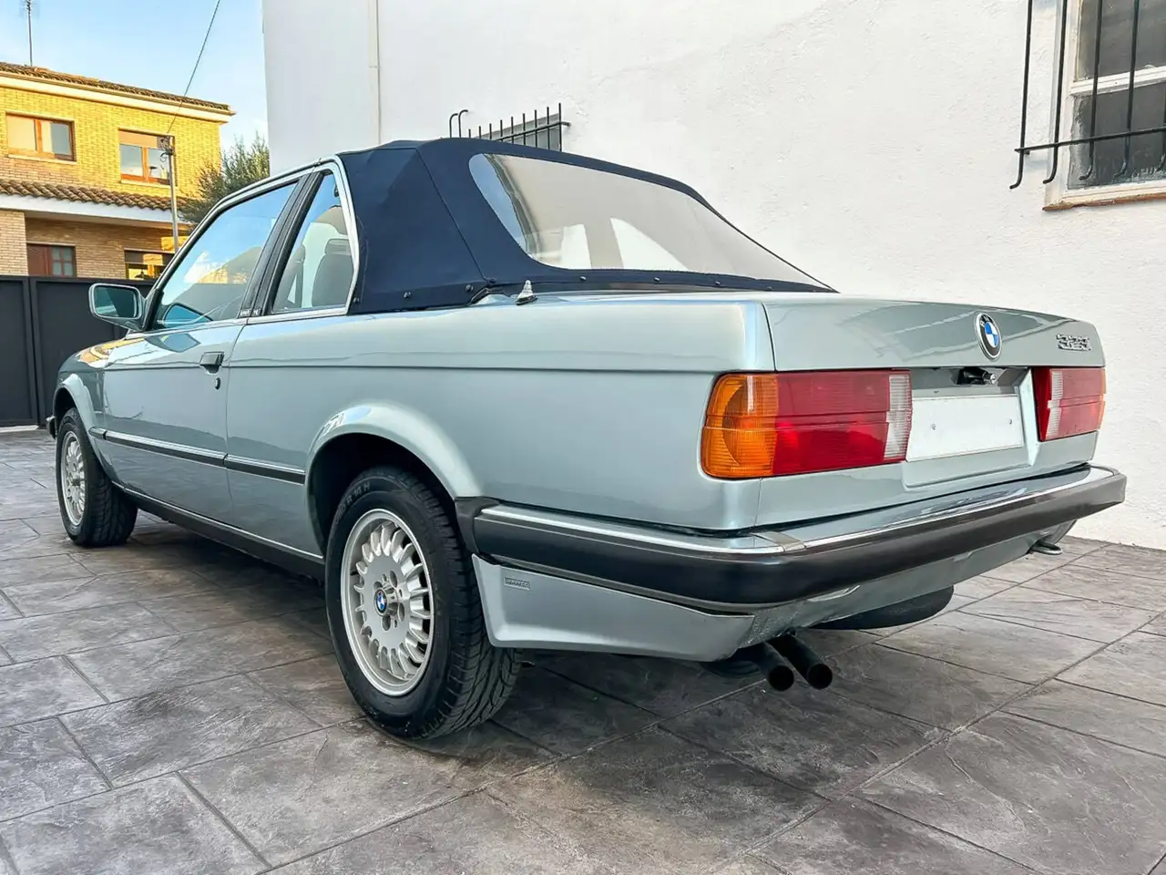 BMW 323 i Baur, foto 2
