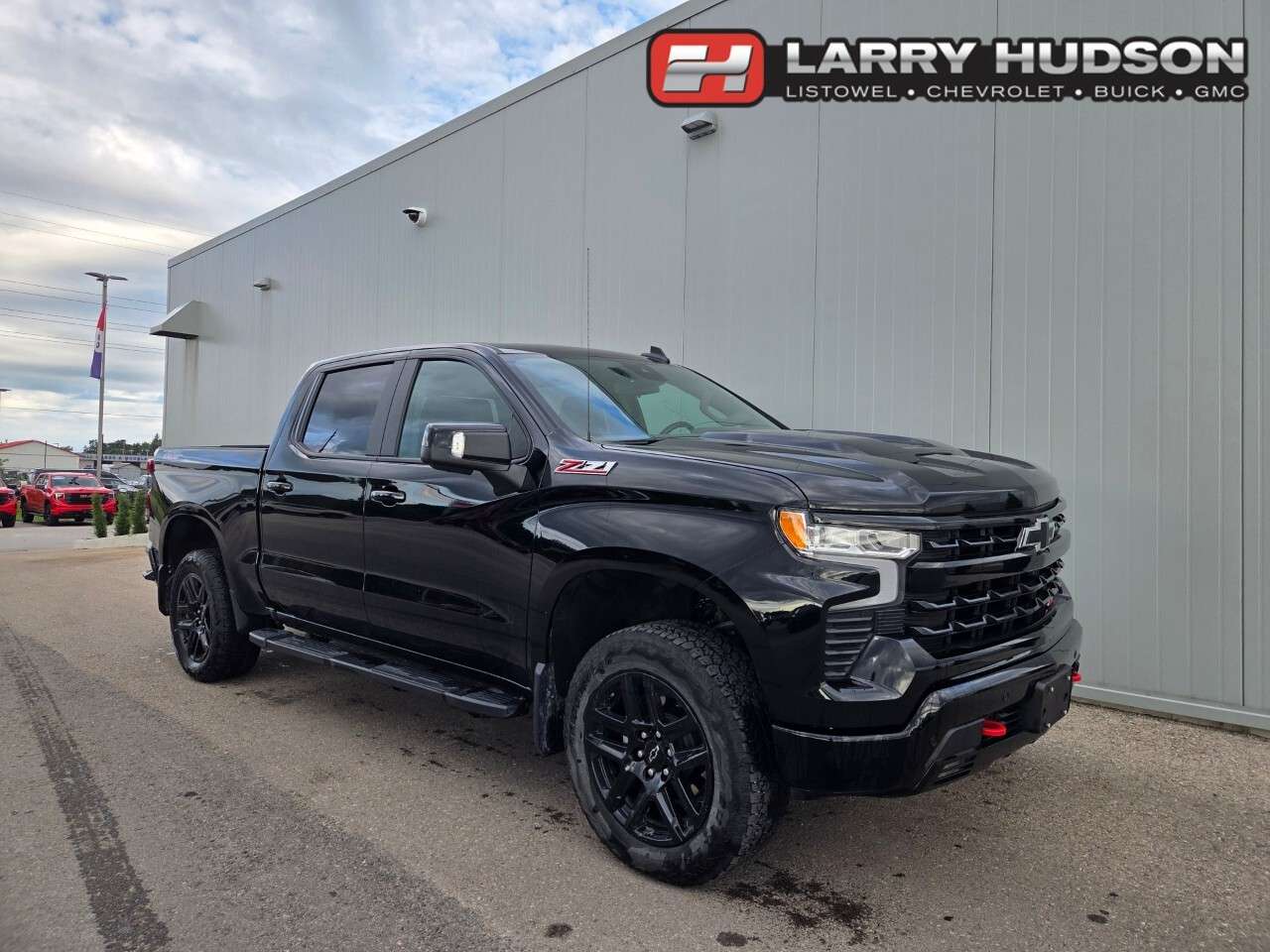 2025 Chevrolet Silverado 1500 Crew Cab Short Box 4-Wheel Drive LT Trail Boss One