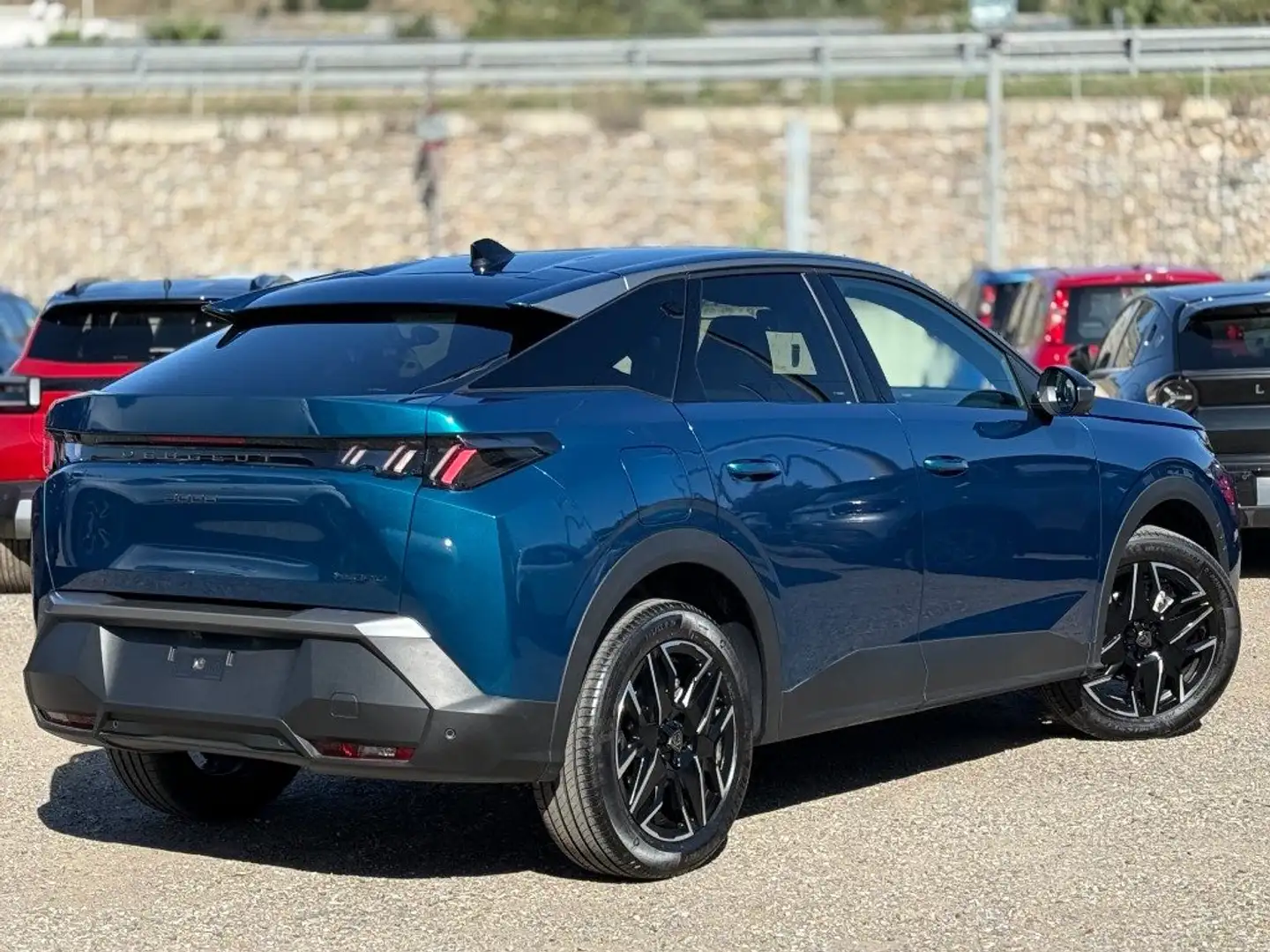 Peugeot 3008 Hybrid 145 e-DCS6 Allure PACK NAVIGATORE NUOVO Blu/Azzurro - 2