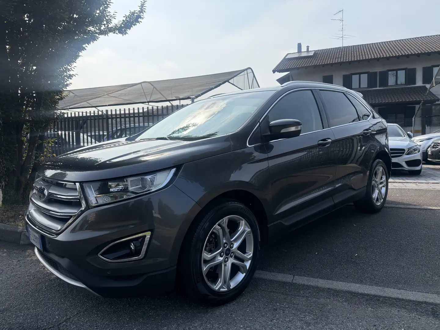 Ford Edge 2.0 tdci Titanium s 4x4 EURO6 Grigio - 2