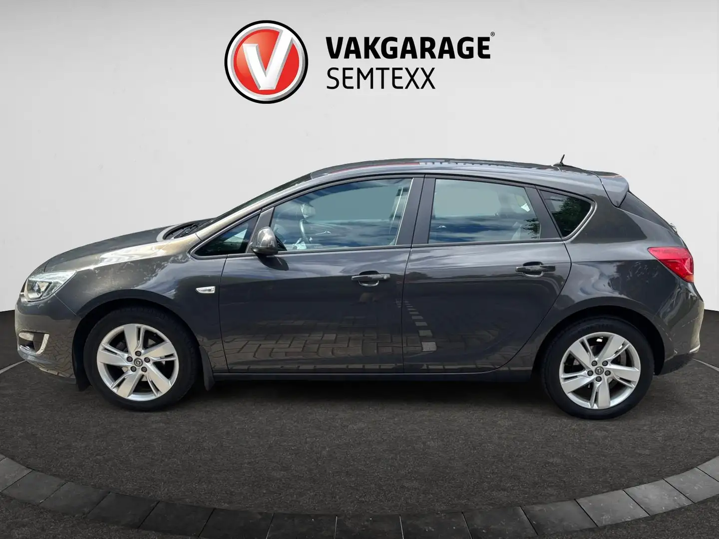 Opel Astra 1.4 Berlin | Airco | Cruise | IsoFix | Trekhaak | Grijs - 2