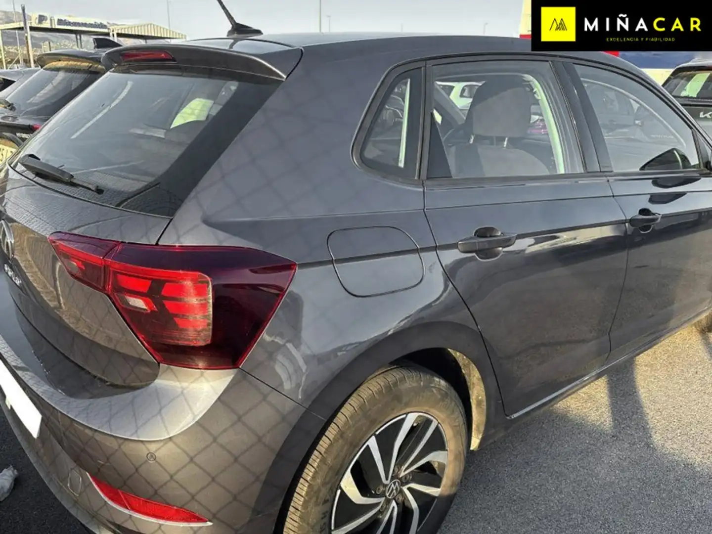 Volkswagen Polo 1.0 TSI Life 70kW Gris - 2