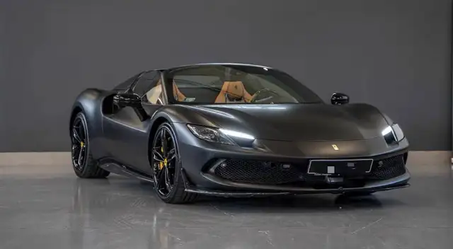 Ferrari 296 GTS IVA ESPOSTA