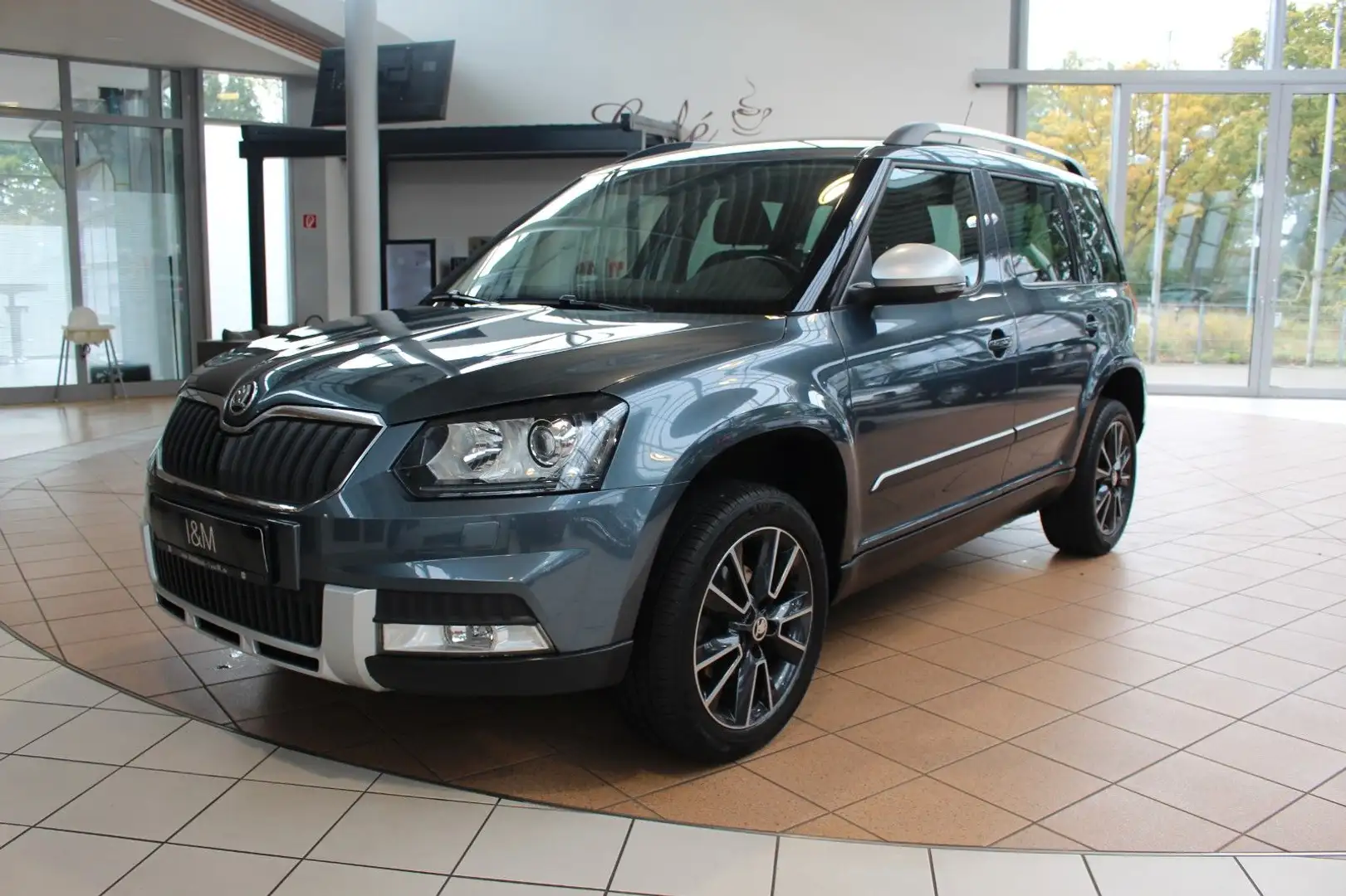 Skoda Yeti Ambition Outdoor+PDC+SHZ+Xenon+ - 2