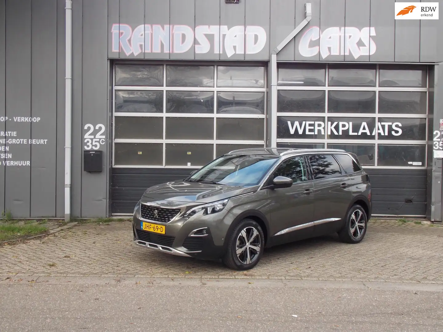 Peugeot 5008 1.2 PureTech Allure Automaat Airco Elek Pakket 7 p Grijs - 1