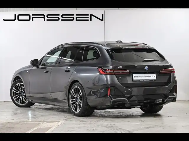 BMW I5 view 5